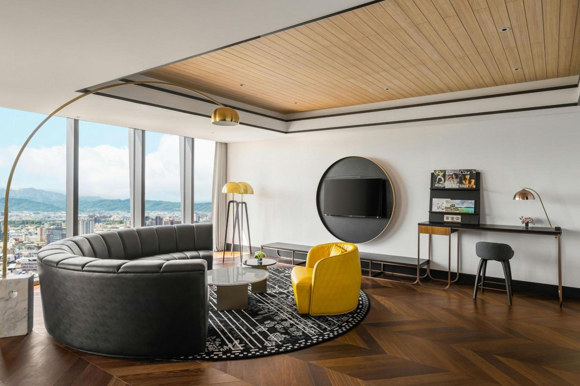 Le Méridien Taichung Exterior foto The Living Room at The Landmark